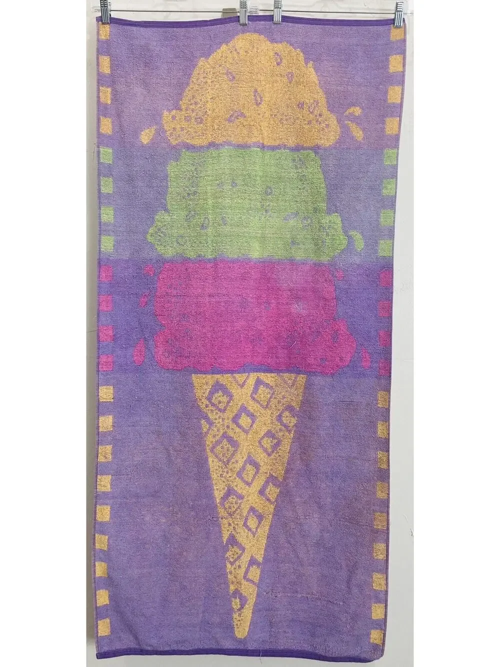 Terrycloth Beach Bath Towel Ice Cream Cone Retro Colorful Vintage Purple Orange